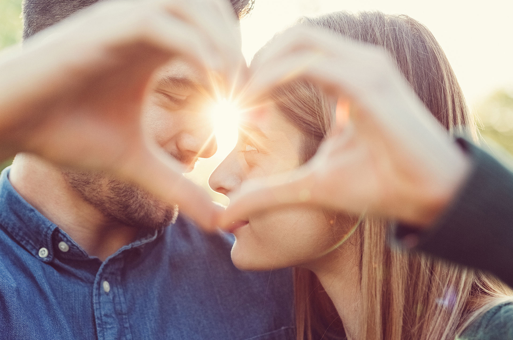 Hintergrundbild Mann und Frau formenHerz